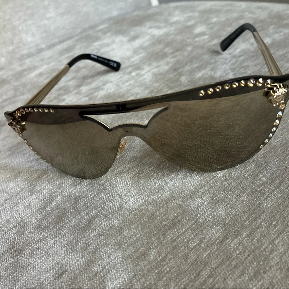 Versace women’s sunglasses MOD 2161-B 1252/5A 140 3N - Picture 2 of 12
